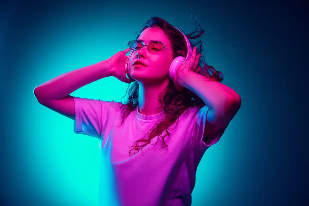 Google, MusicLM İsimli Yapay Zekâ Aracı ile Metni Müziğe Dönüştürüyor