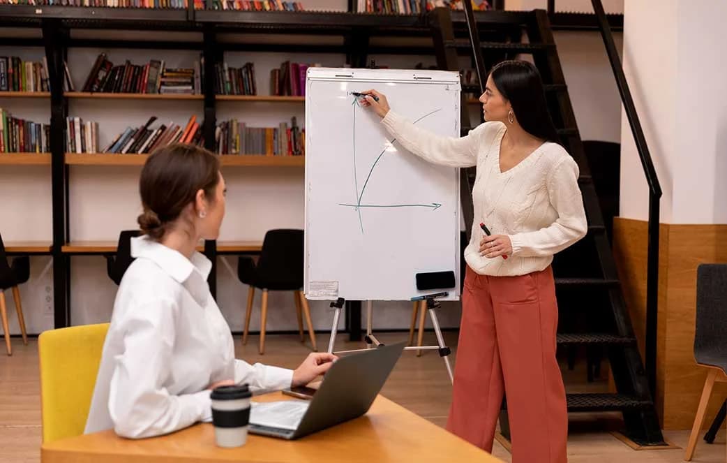 Koçfinans, Turuncu Kanatlar Mentorluk Programı’nın Yeni Menteeleri ile Bir Araya Geldi