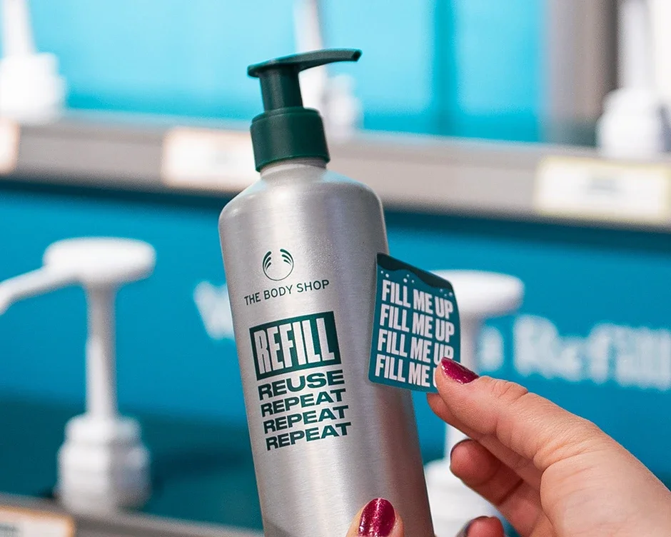 The Body Shop’un Türkiye’deki ilk yeniden dolum istasyonu İstanbul İstinye Park’ta açıldı