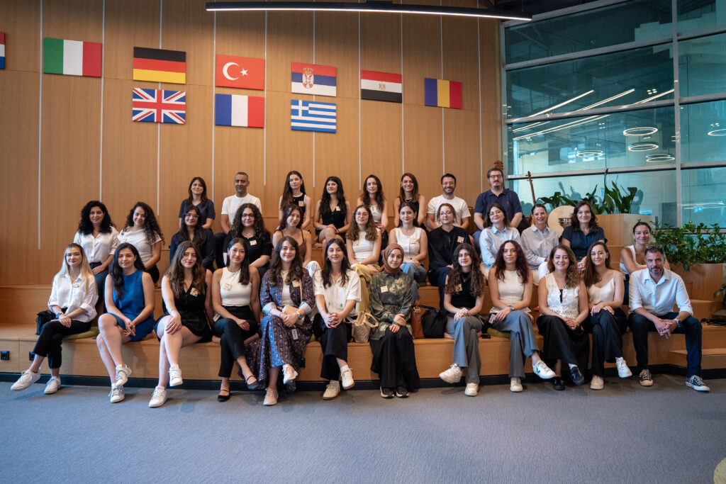 1771915355_Womentum_25_85 - Machingo